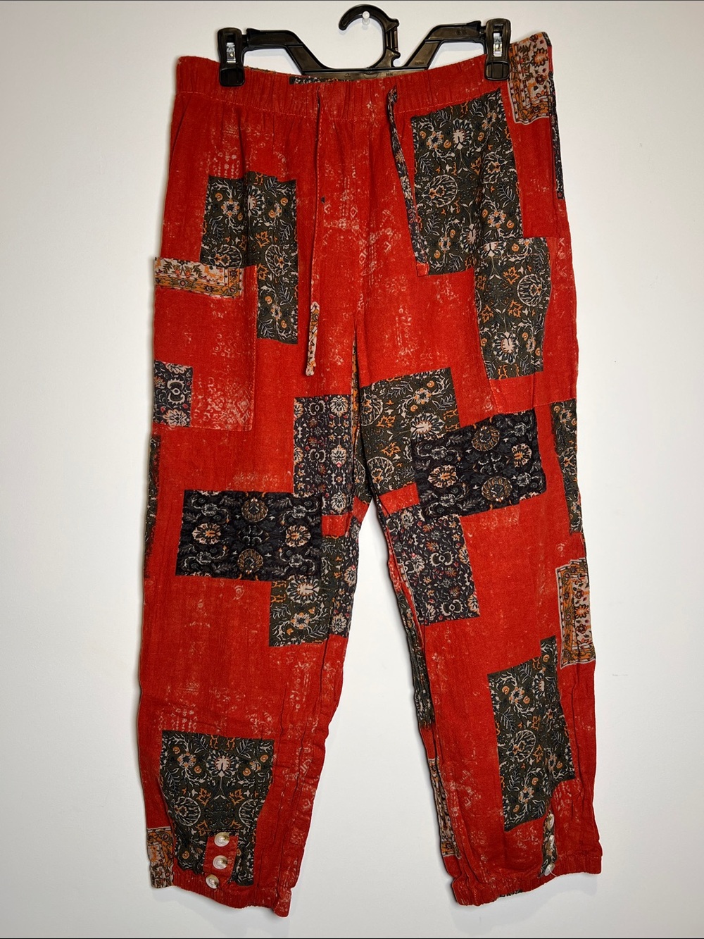 Red Patchwork Print Ankle Pants